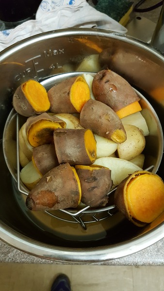 To tell you all about my Instant Pot electric pressure cooker?