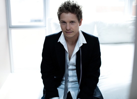 to think this is the most handsome man EVER?
