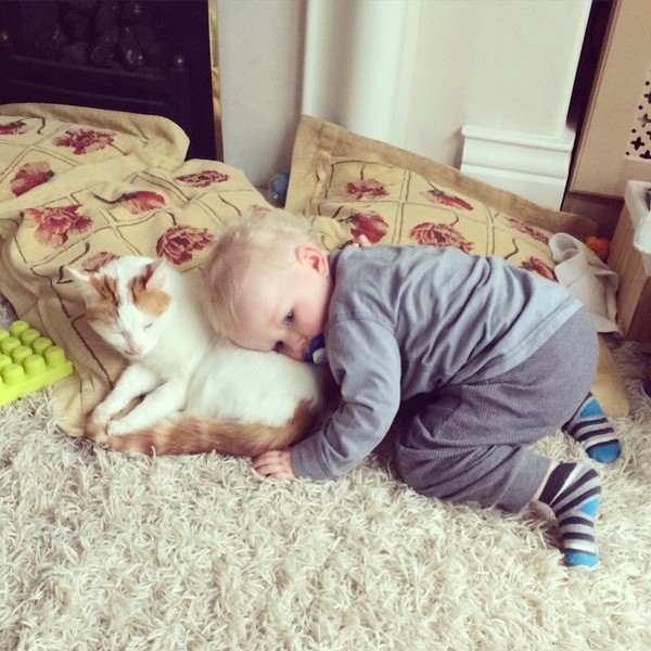 Tell us your stories about choosing a pet for a chance to win a £100 voucher for a pet shop of your choice