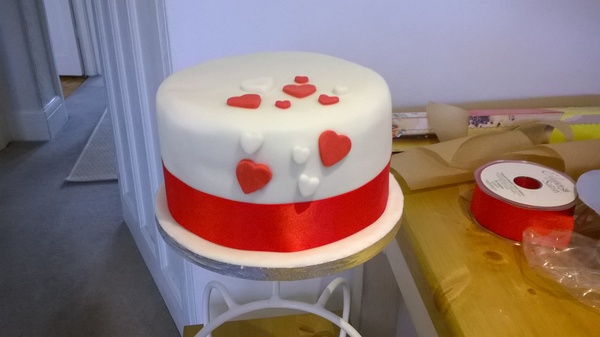 fruit cake for wedding - when to ice?
