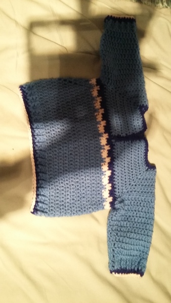 Woolly Hugs. Our Project to help refugees continues. One square, one blanket, a pair of gloves, one warm hat, one step at a time, really every little thing will help. All support welcome.