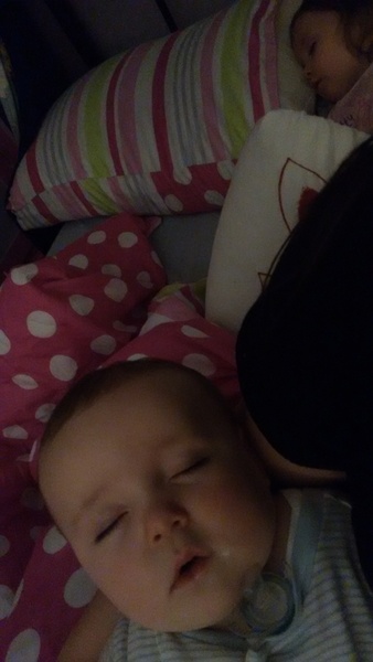 Mugabe Nights: sometimes you wanna go where everybody knows your (sleep deprived) pain!