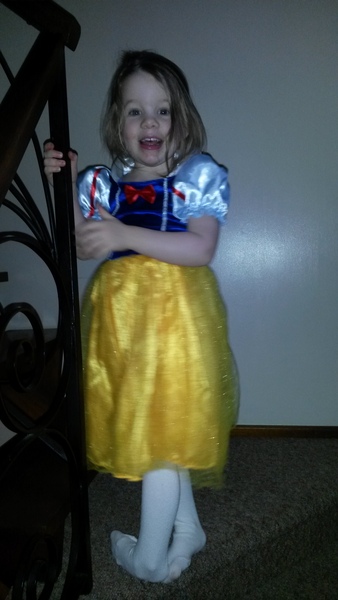 Share photos of your kids dressed up for World Book Day to win £100 book token + 10 official WBD books