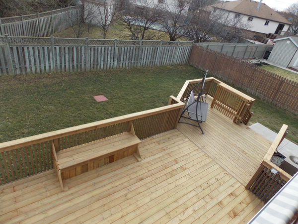 a friend selling her house - please critique