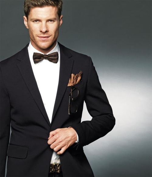 to think this is the most handsome man EVER?