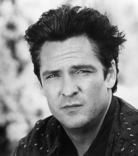 to think this is the most handsome man EVER?
