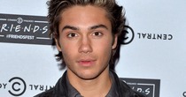 to think this is the most handsome man EVER?