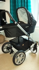 We've had birthday 'twins' and there'll be real twins come the summer!...mini-eggs and GTTs abound on the JSgrads' 45th fred!