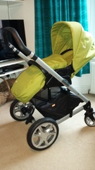 We've had birthday 'twins' and there'll be real twins come the summer!...mini-eggs and GTTs abound on the JSgrads' 45th fred!