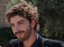 to think this is the most handsome man EVER?