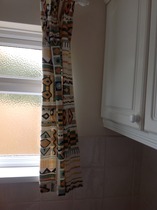 Ideas on colours, paint, flooring and curtains/blinds for bathroom