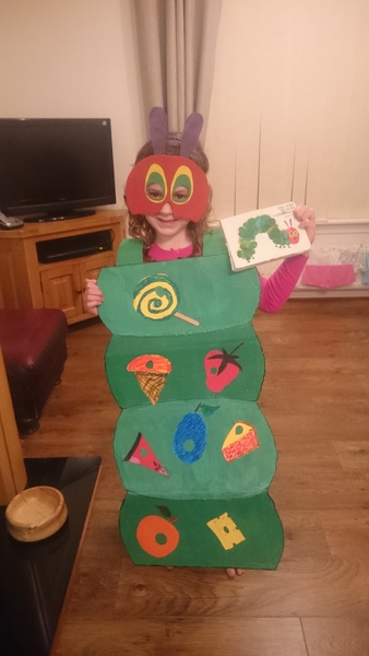 Share photos of your kids dressed up for World Book Day to win £100 book token + 10 official WBD books