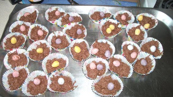Tell Cadbury what you’re getting up to this Easter and you could win a £300 Love2Shop voucher NOW CLOSED