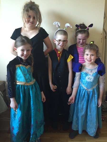 Share photos of your kids dressed up for World Book Day to win £100 book token + 10 official WBD books