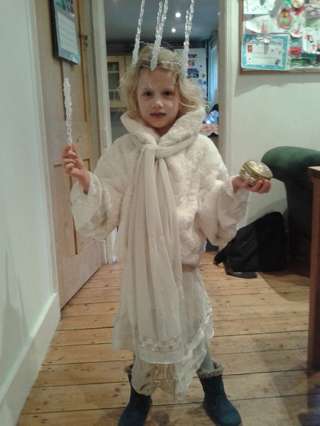 Share photos of your kids dressed up for World Book Day to win £100 book token + 10 official WBD books