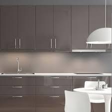 What colour kettle and toaster?