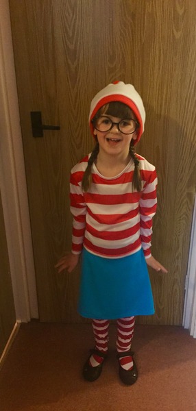 Share photos of your kids dressed up for World Book Day to win £100 book token + 10 official WBD books
