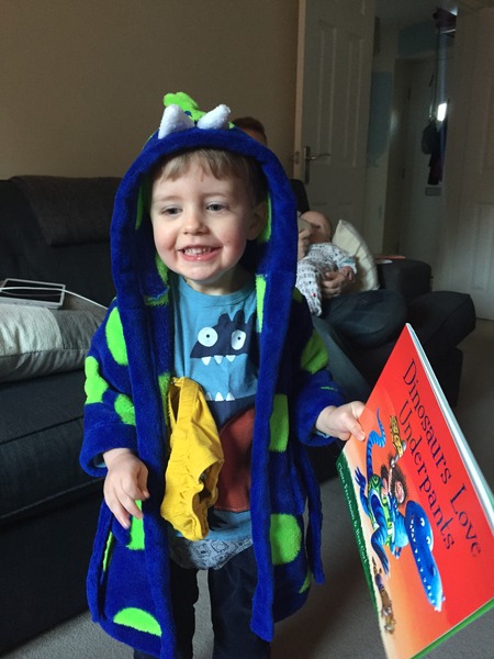 Share photos of your kids dressed up for World Book Day to win £100 book token + 10 official WBD books
