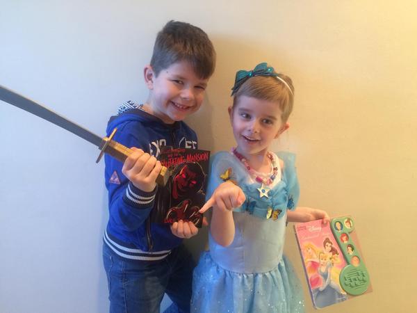 Share photos of your kids dressed up for World Book Day to win £100 book token + 10 official WBD books