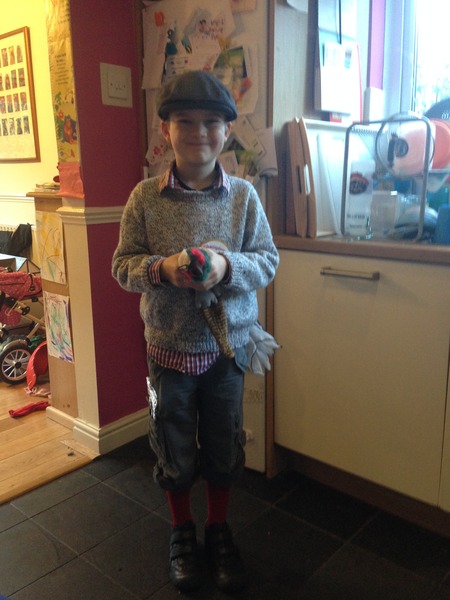 Share photos of your kids dressed up for World Book Day to win £100 book token + 10 official WBD books