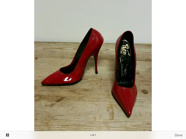 Swagger Inn Thread 125.  136,000 posts and over 735 days later - the wenching and perving continues onwards. But WhenTAF will the BBC actually admit that S3 of The Musketeers exists?