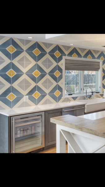 new kitchen........tiles Vs splashback