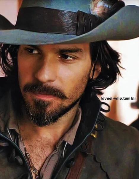 Swagger Inn Thread 125.  136,000 posts and over 735 days later - the wenching and perving continues onwards. But WhenTAF will the BBC actually admit that S3 of The Musketeers exists?