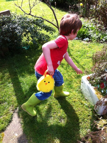 Tell Cadbury what you’re getting up to this Easter and you could win a £300 Love2Shop voucher NOW CLOSED