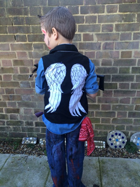 Share photos of your kids dressed up for World Book Day to win £100 book token + 10 official WBD books