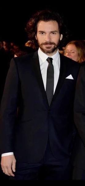 Swagger Inn Thread 125.  136,000 posts and over 735 days later - the wenching and perving continues onwards. But WhenTAF will the BBC actually admit that S3 of The Musketeers exists?