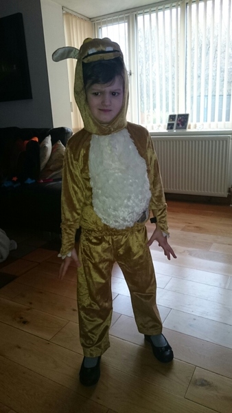 Share photos of your kids dressed up for World Book Day to win £100 book token + 10 official WBD books