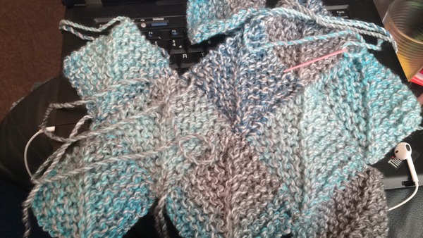 A knitting/crochet progress thread