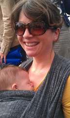 to think slings aren't the solution to housework with a baby.