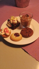 Swagger Inn Thread 125.  136,000 posts and over 735 days later - the wenching and perving continues onwards. But WhenTAF will the BBC actually admit that S3 of The Musketeers exists?