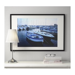 What's a good way to display photographs?