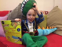 Share photos of your kids dressed up for World Book Day to win £100 book token + 10 official WBD books