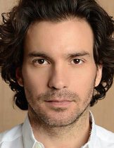 Swagger Inn Thread 125.  136,000 posts and over 735 days later - the wenching and perving continues onwards. But WhenTAF will the BBC actually admit that S3 of The Musketeers exists?