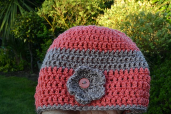 Woolly Hugs. Our Project to help refugees continues. One square, one blanket, a pair of gloves, one warm hat, one step at a time, really every little thing will help. All support welcome.