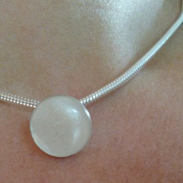 To be contemplating ordering a piece of 'breast milk' jewellery?