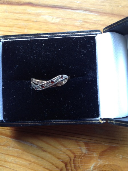Any jewellery experts about?