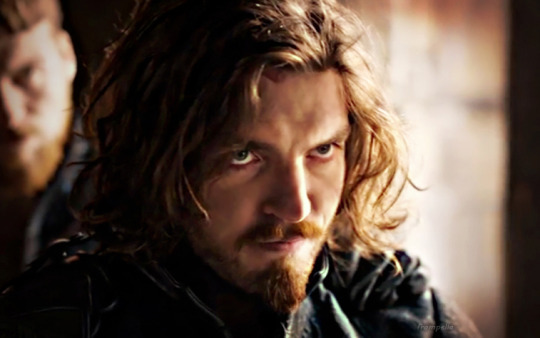 Swagger Inn (The Snug - extended)