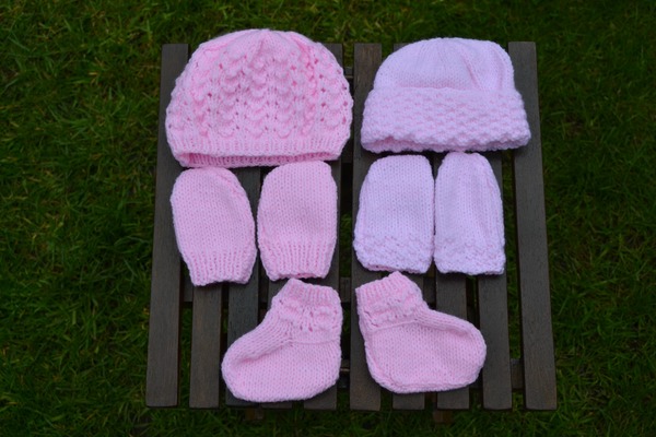 Woolly Hugs. Our Project to help refugees continues. One square, one blanket, a pair of gloves, one warm hat, one step at a time, really every little thing will help. All support welcome.