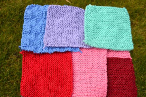 Woolly Hugs. Our Project to help refugees continues. One square, one blanket, a pair of gloves, one warm hat, one step at a time, really every little thing will help. All support welcome.