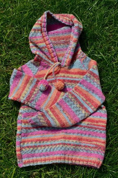 Woolly Hugs. Our Project to help refugees continues. One square, one blanket, a pair of gloves, one warm hat, one step at a time, really every little thing will help. All support welcome.