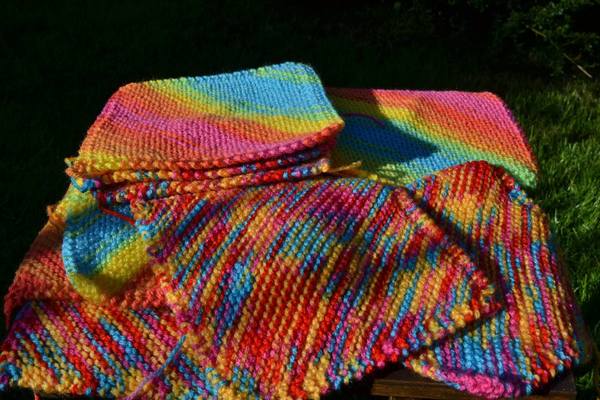 Woolly Hugs. Our Project to help refugees continues. One square, one blanket, a pair of gloves, one warm hat, one step at a time, really every little thing will help. All support welcome.