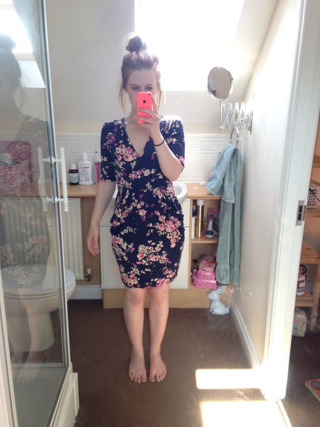 Is this ok for a wedding and do the shoes go?
