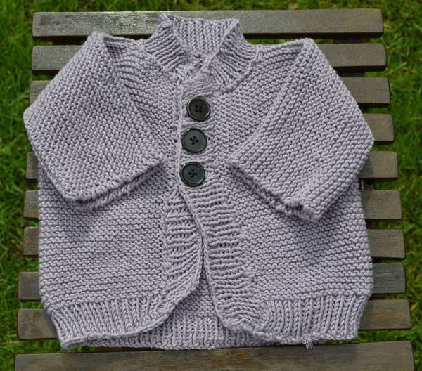 Woolly Hugs. Our Project to help refugees continues. One square, one blanket, a pair of gloves, one warm hat, one step at a time, really every little thing will help. All support welcome.