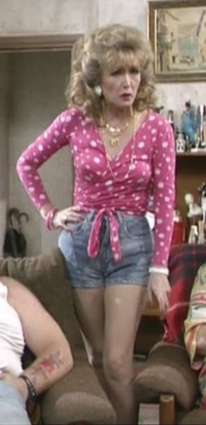 AIBU not to know how to dress in my 40s any more?