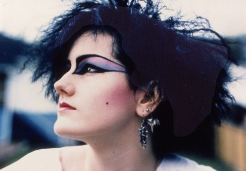 People of S&B, I need your help on 80s style!