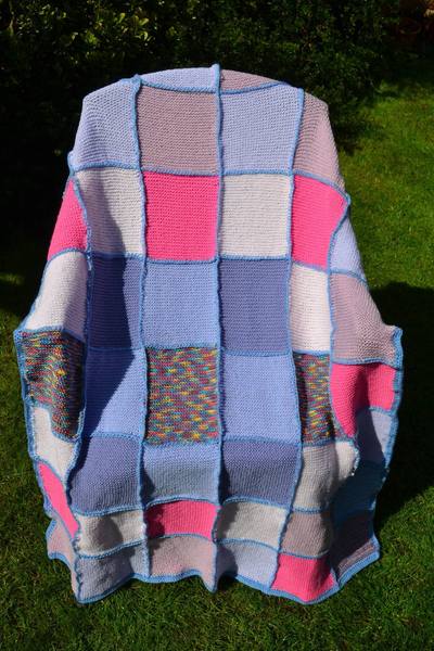 Woolly Hugs. Our Project to help refugees continues. One square, one blanket, a pair of gloves, one warm hat, one step at a time, really every little thing will help. All support welcome.